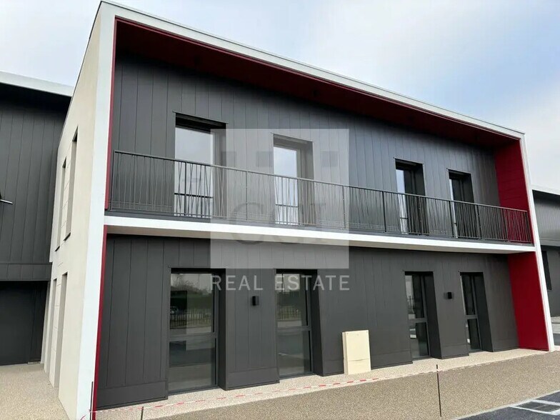 29 Rue Paul Et Marc Barbezat, Décines-Charpieu à louer - Photo de l’immeuble – Image 3 sur 12