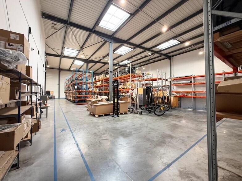Industriel/Logistique dans Roissy En France à vendre - Photo intérieure – Image 2 sur 25