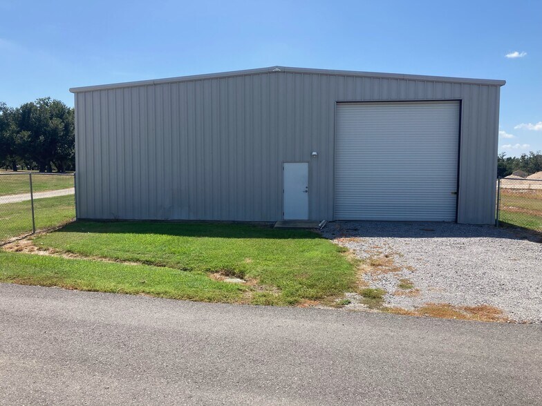 7939 Intracoastal Park Rd, Sulphur, LA à louer - Photo de l’immeuble – Image 2 sur 5
