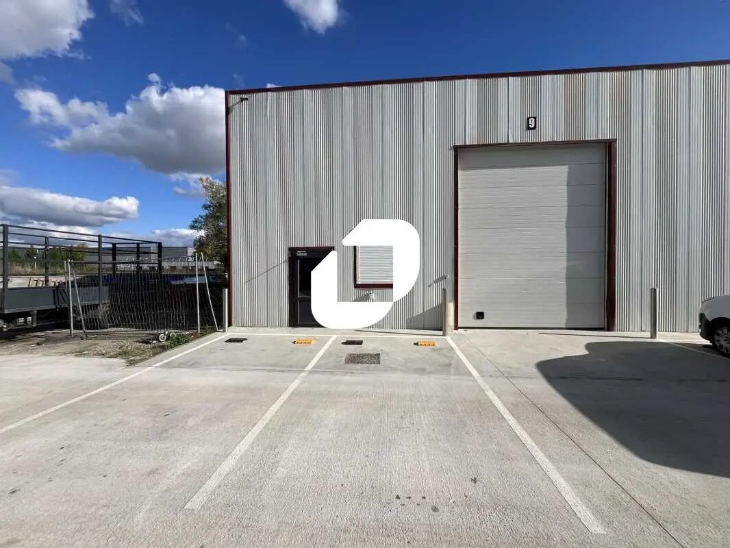 Bureau dans Marolles-en-Hurepoix à louer Photo de l’immeuble– Image 1 sur 6