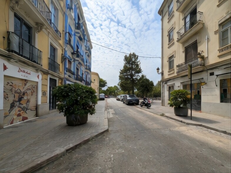 Local commercial dans València, Valencia à louer - Photo de l’immeuble – Image 2 sur 9