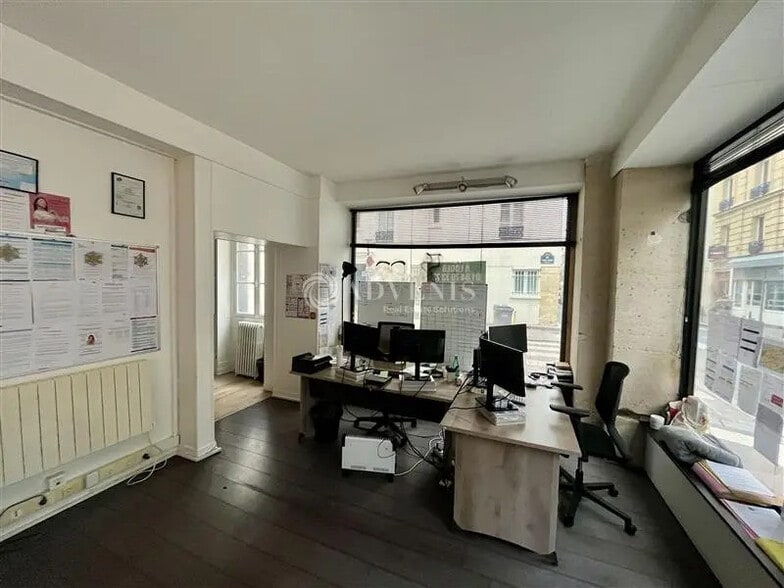 Bureau dans Paris à louer - Photo de l’immeuble – Image 2 sur 5