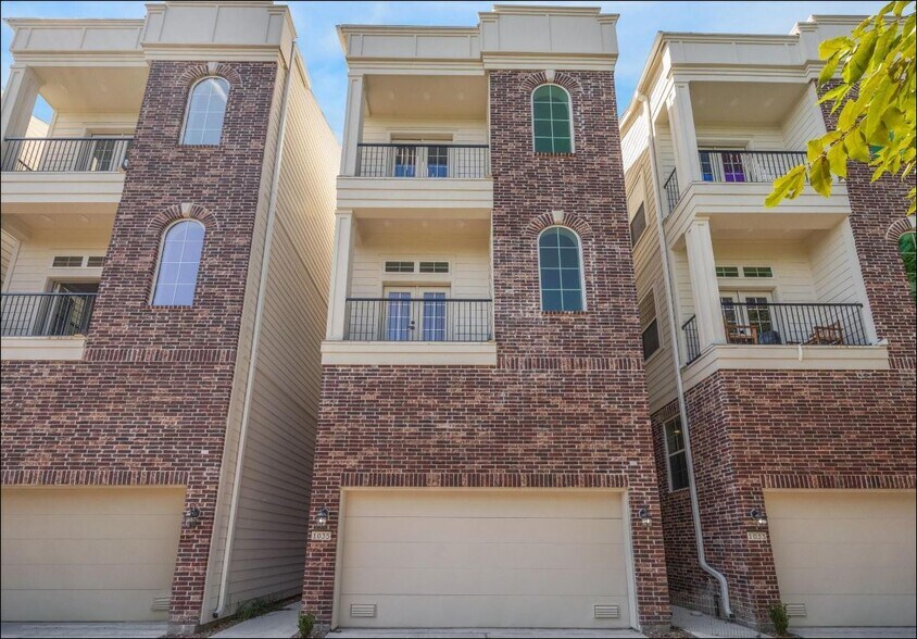 1037 W 17th St, Houston, TX à vendre - Photo principale – Image 1 sur 30
