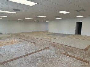 709 N Park Rd, Plant City, FL à louer Photo intérieure– Image 1 sur 5