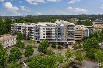 111 Glenridge Point Pky NE, Sandy Springs, GA - Vue aérienne  vue de carte - Image1