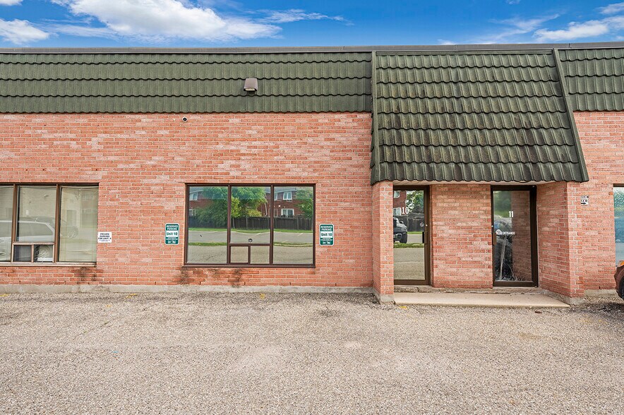 264 Bronte St S, Milton, ON à vendre - Photo de l’immeuble – Image 1 sur 21