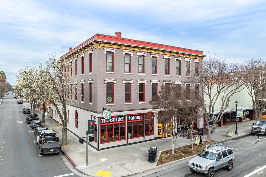 601-605 Main St, Woodland, CA à louer - Photo de l’immeuble – Image 1 sur 11