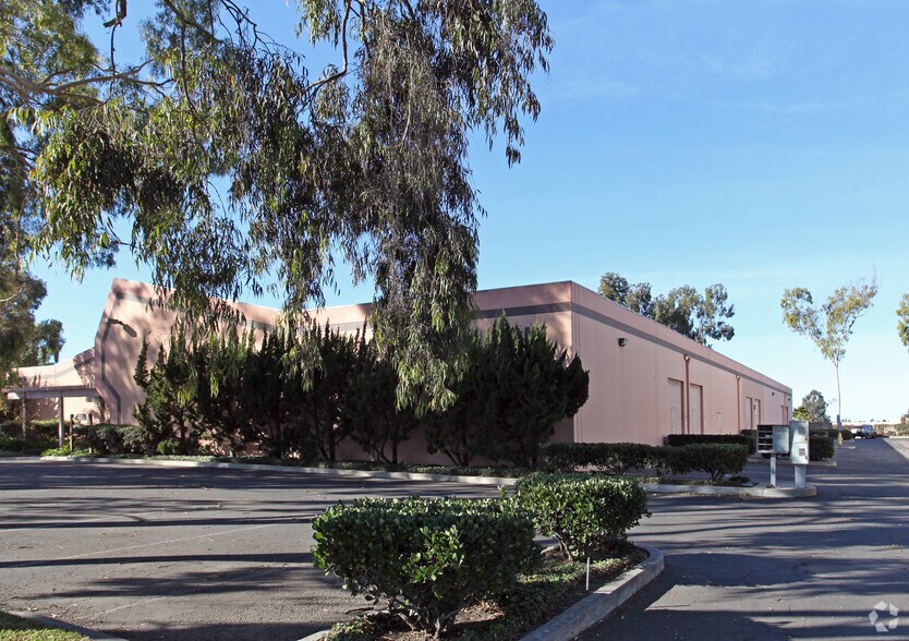 507-517 Calle San Pablo, Camarillo, CA à louer - Photo de l’immeuble – Image 3 sur 3