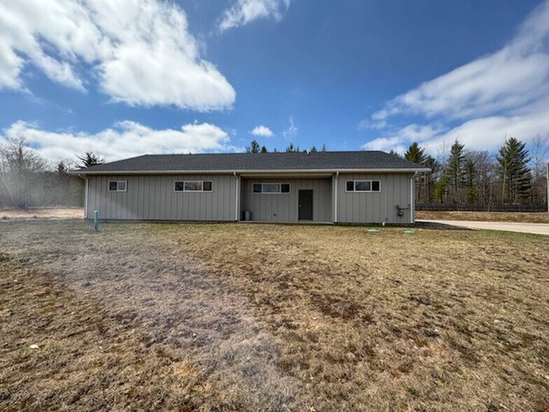 928 County Road 480, Marquette, MI à vendre - Photo de l’immeuble – Image 3 sur 64