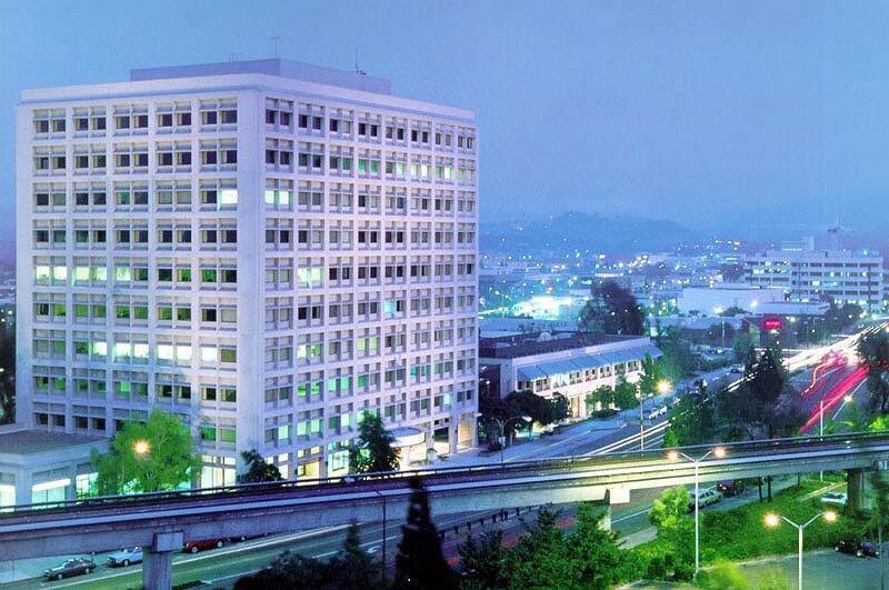1990 N California Blvd, Walnut Creek, CA à louer - Photo de l’immeuble – Image 2 sur 7