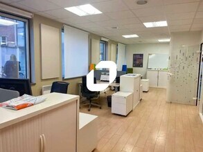 Bureau dans Boulogne-Billancourt à louer Photo intérieure– Image 2 sur 10
