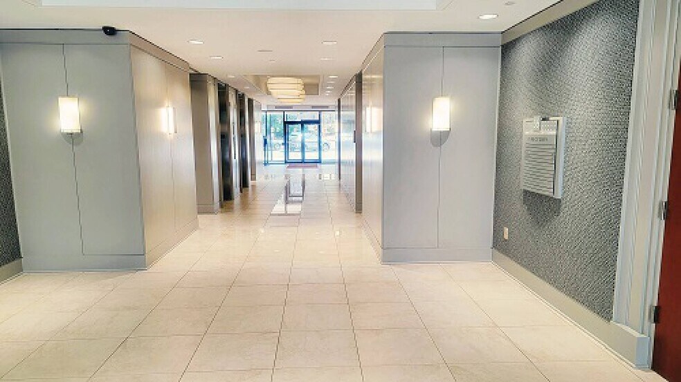 56 Perimeter Ctr E, Atlanta, GA à louer - Photo intérieure – Image 2 sur 38