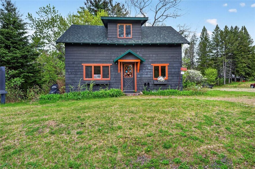 43435 US Highway 63, Cable, WI à vendre - Photo de l’immeuble – Image 1 sur 9