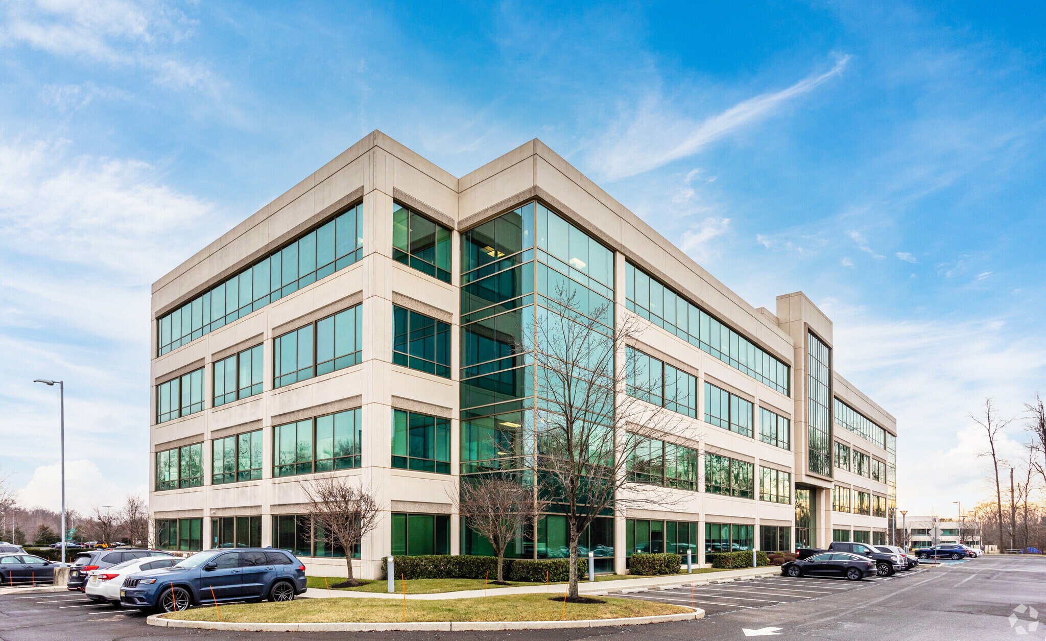 100 Princeton South Corporate Ctr, Ewing, NJ à louer Photo principale– Image 1 sur 5