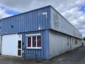 Plus de détails pour 28 Avenue Robert Schuman, Blois - Local d'activités à louer