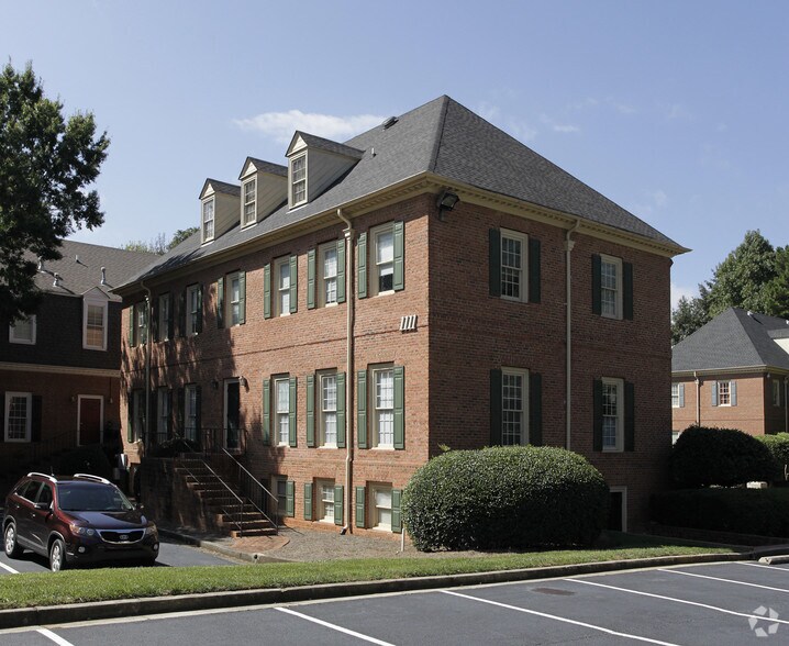 1111 Cambridge Sq, Alpharetta, GA à vendre - Photo de l’immeuble – Image 3 sur 37