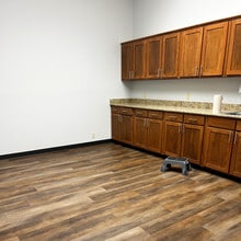 5610-5648 W Skelly Dr, Tulsa, OK à louer Photo intérieure– Image 2 sur 7