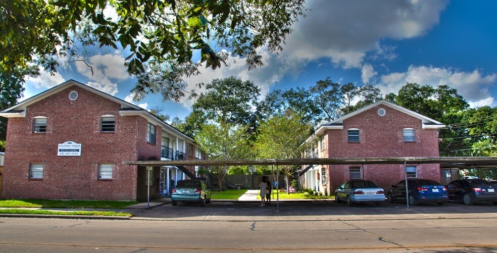 404 S Hood St, Alvin, TX à vendre - Photo de l’immeuble – Image 3 sur 4