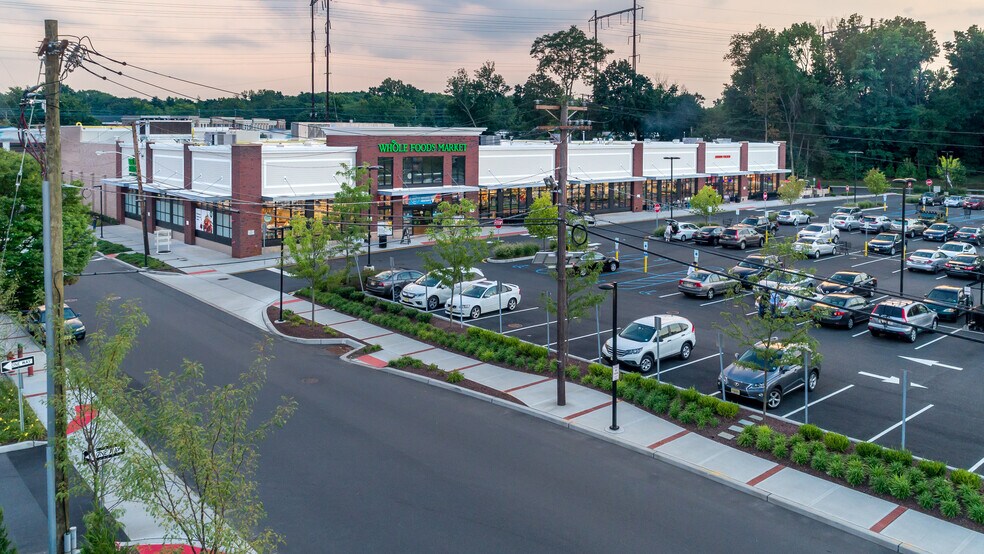 655-657 Middlesex Ave, Metuchen, NJ à louer - Photo de l’immeuble – Image 2 sur 16