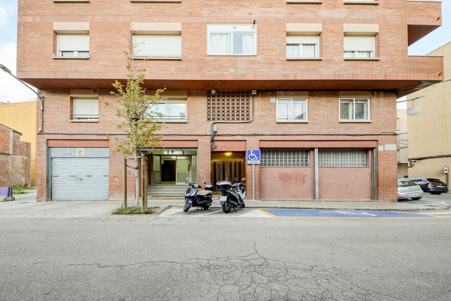 Immeuble residentiel dans Figueres, Gerona à vendre - Photo de l’immeuble – Image 2 sur 2