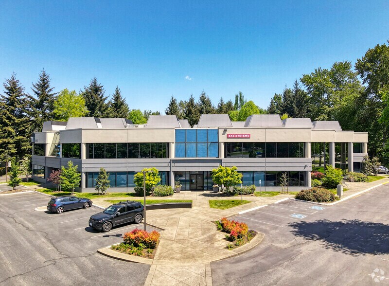 8461 154th Ave NE, Redmond, WA à louer - Photo de l’immeuble – Image 2 sur 10