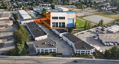 1952 Kingsway Ave, Port Coquitlam, BC à louer Aérien– Image 1 sur 6