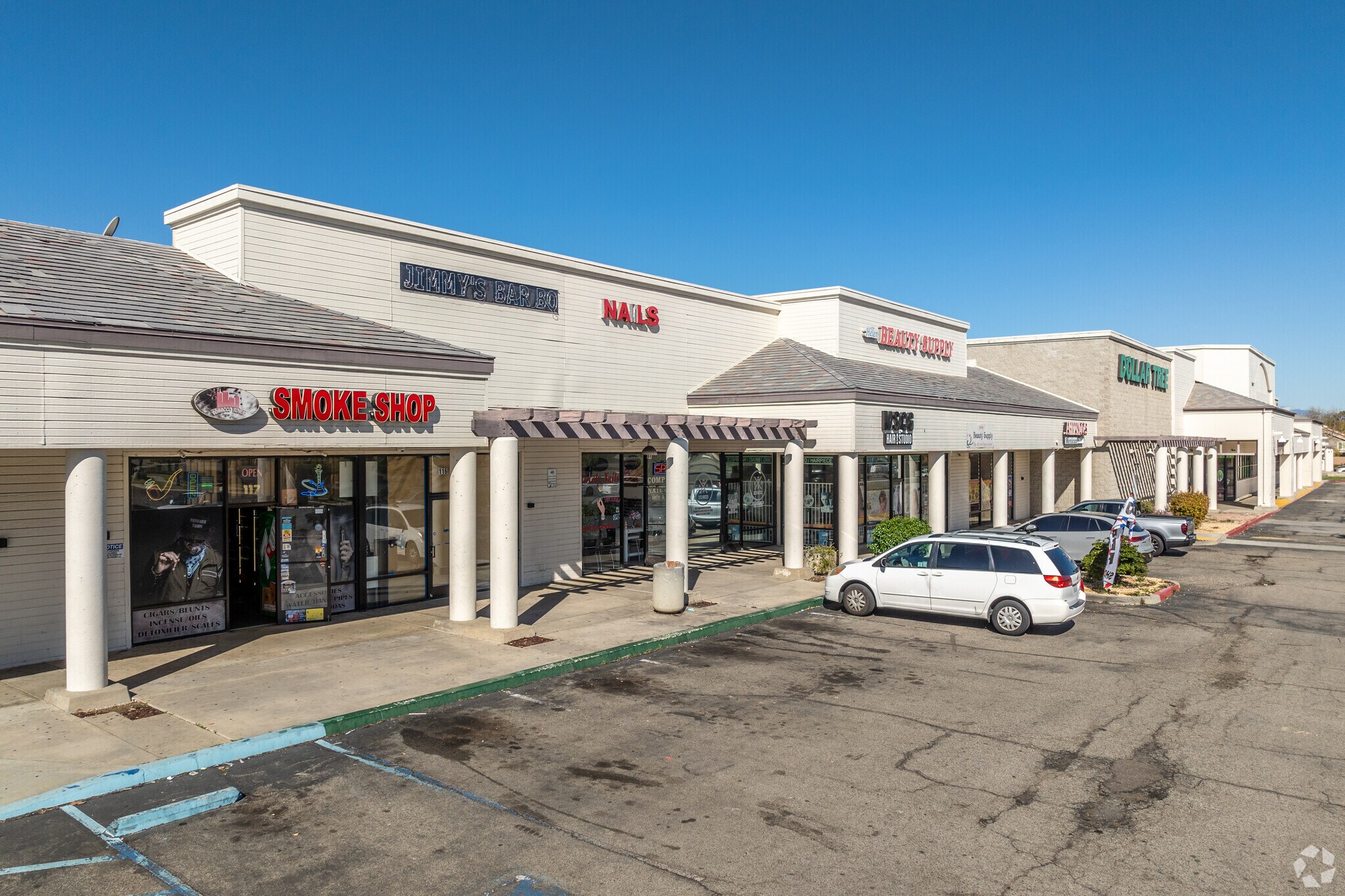 23579 Sunnymead Ranch Pky, Moreno Valley, CA à vendre Photo principale– Image 1 sur 8