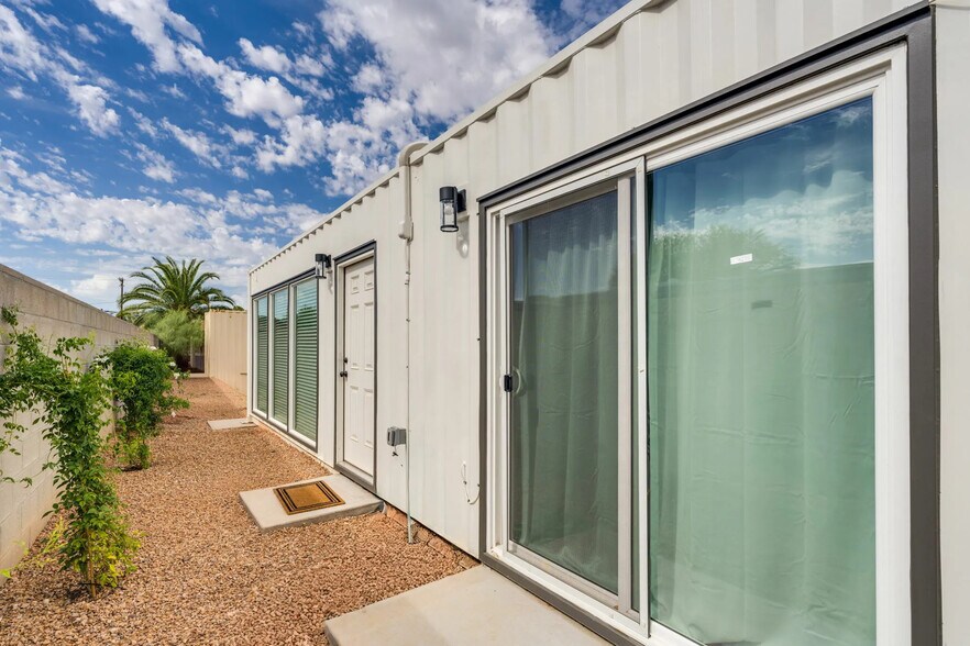 2524 E Lester St, Tucson, AZ à vendre - Photo de l’immeuble – Image 2 sur 15