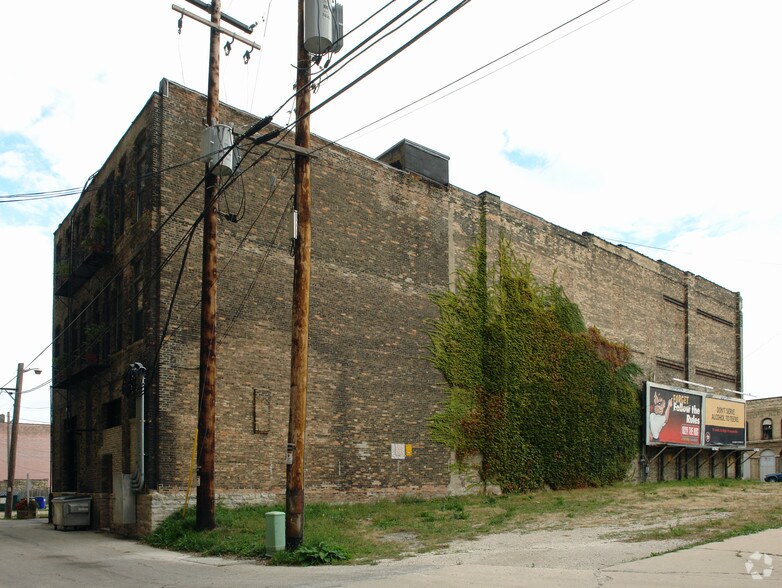 193 S 2nd St, Milwaukee, WI à louer - Photo de l’immeuble – Image 2 sur 4