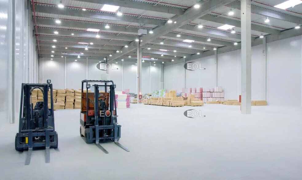 Local d'activités dans Collégien à vendre - Photo intérieure – Image 1 sur 1