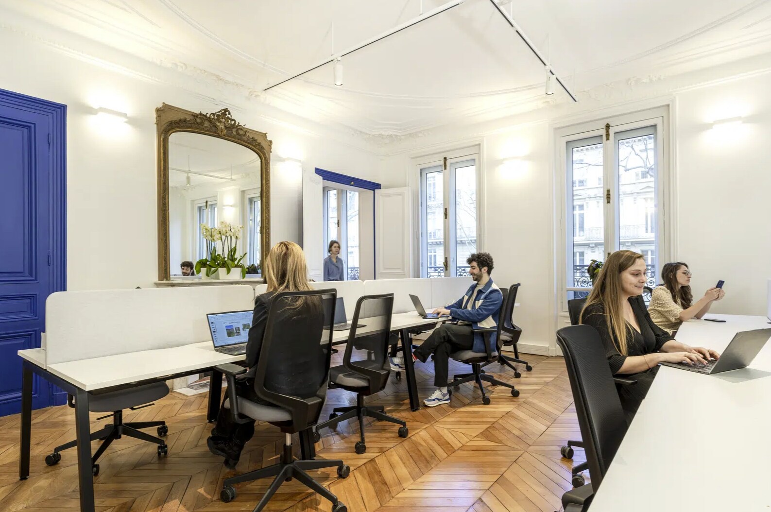 169 Boulevard Haussmann, Paris à louer Photo intérieure– Image 1 sur 5