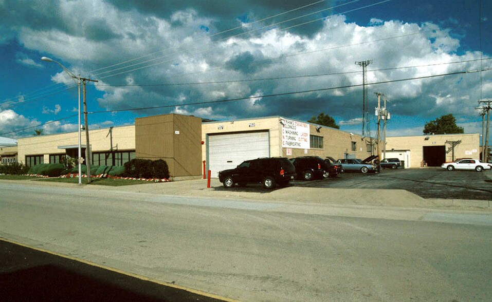 1937 N 17th Ave, Melrose Park, IL à vendre - Photo de l’immeuble – Image 2 sur 7