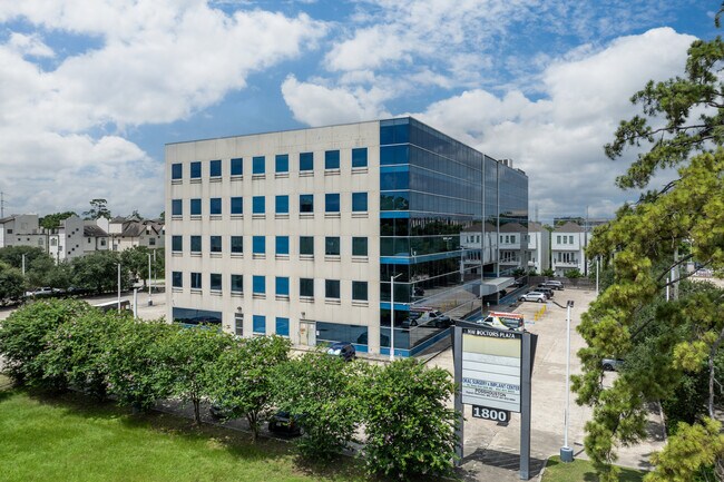 Plus de détails pour 1800 W 26th St, Houston, TX - Bureau à vendre