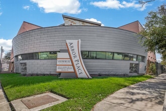 4817 Main St, Houston, TX à louer Photo intérieure– Image 1 sur 26