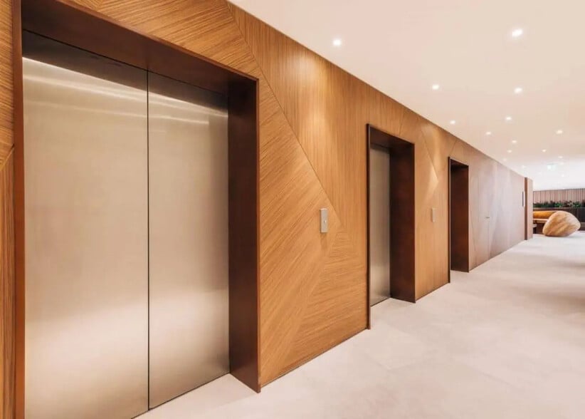 Bureau dans Levallois-Perret à louer - Photo de l’immeuble – Image 3 sur 28