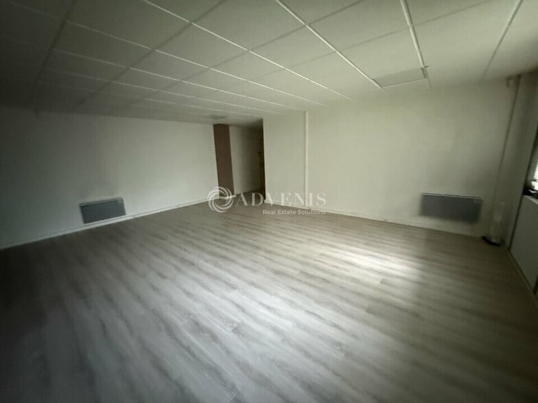 52 Rue D'Emerainville, Croissy-Beaubourg à louer - Photo intérieure – Image 3 sur 4
