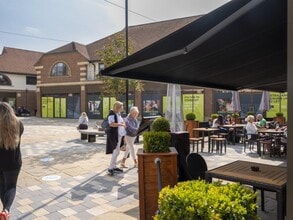 26 Piries Pl, Horsham à louer Photo de l’immeuble– Image 2 sur 5