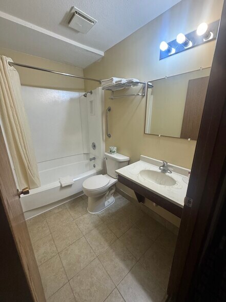 3210 N 6th St, Beatrice, NE à vendre - Photo de l’immeuble – Image 3 sur 21