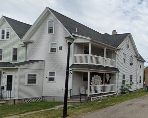 1 Karges Pl, Rochester, NY à vendre Photo principale– Image 1 sur 2