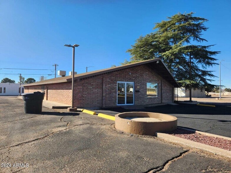 1801 E 9th St, Douglas, AZ à vendre - Photo de l’immeuble – Image 1 sur 16