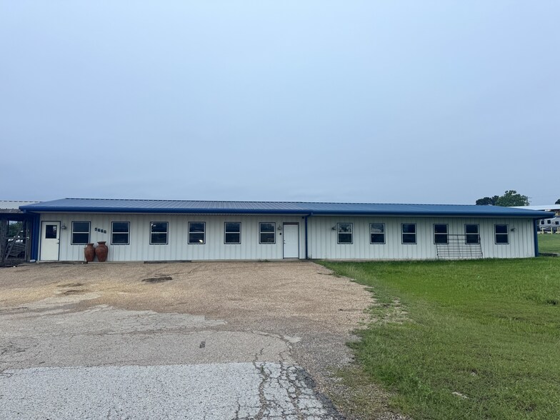 5668 E Highway 67, Alvarado, TX à louer - Photo principale – Image 2 sur 4