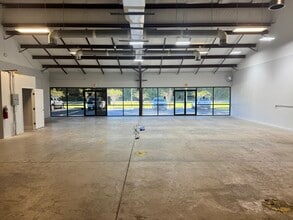 9556 Historic Kings Rd S, Jacksonville, FL à louer Photo intérieure– Image 1 sur 4