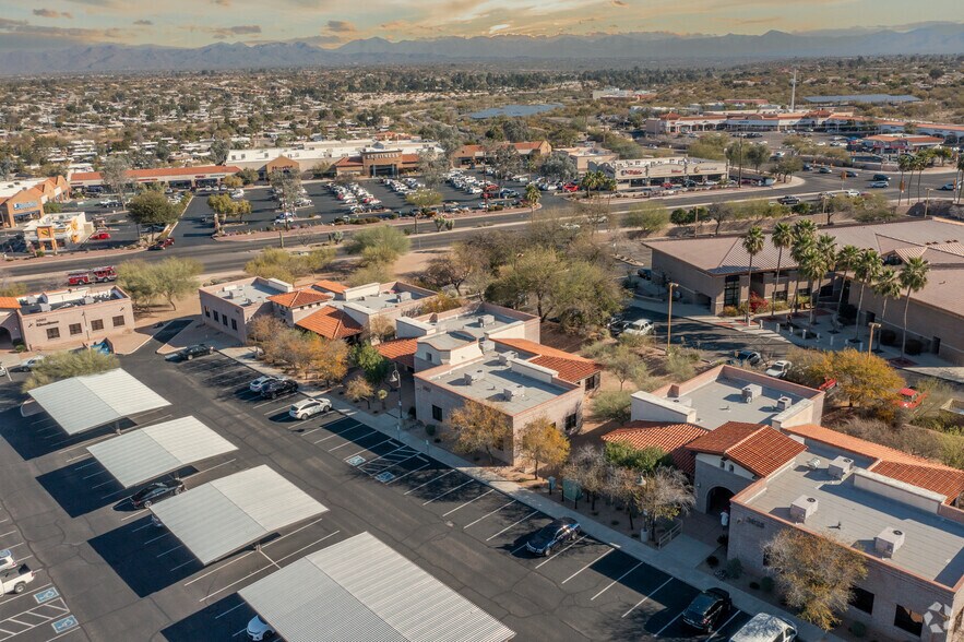 3017 W Ina Rd, Tucson, AZ à louer - Aérien – Image 3 sur 12