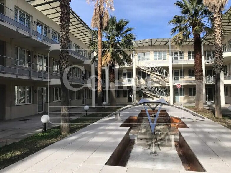 Bureau dans Marseille à louer - Photo de l’immeuble – Image 1 sur 10