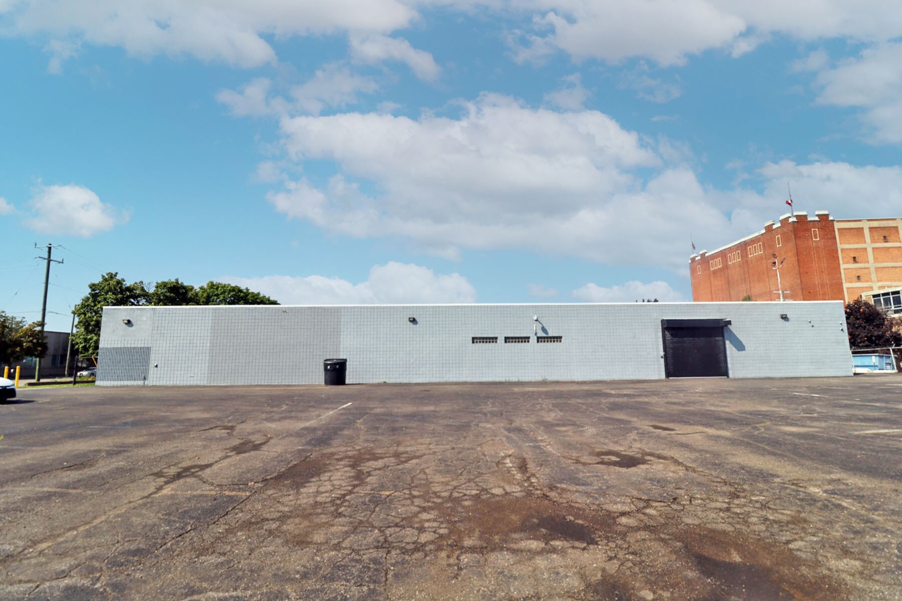 2000 W Lafayette Blvd, Detroit, MI à vendre Photo principale– Image 1 sur 2