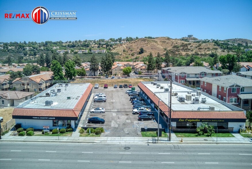 23630-23638 Newhall Ave, Santa Clarita, CA à louer - Photo de l’immeuble – Image 1 sur 5