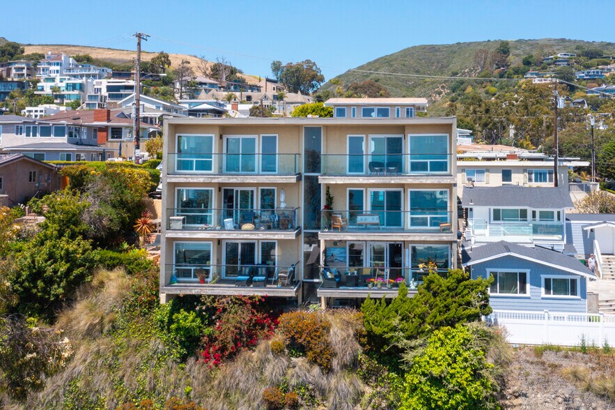 694 N Coast Hwy, Laguna Beach, CA à vendre - Photo de l’immeuble – Image 3 sur 19
