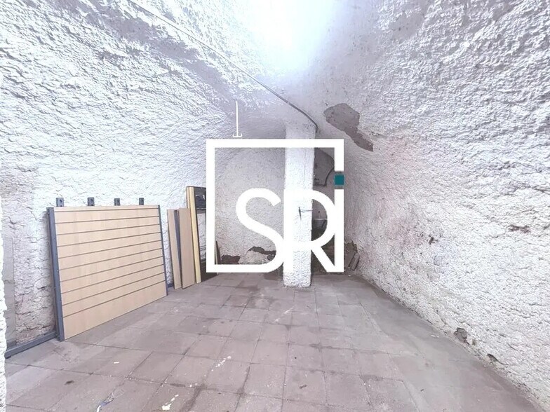 Local commercial dans Clermont-Ferrand à louer - Photo de l’immeuble – Image 3 sur 11