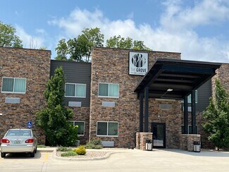 Plus de détails pour 711 Commercial Ave, Eagle Grove, IA - Hôtellerie à vendre