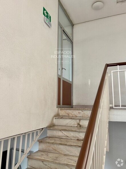 View Photo